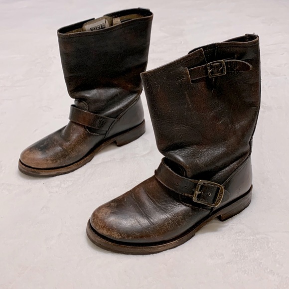 FRYE Veronica short boot soft distressed slouchy brown 6 - Picture 1 of 15